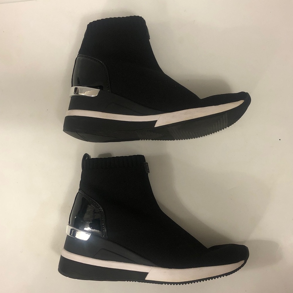 Michael Kors 6M Sneakers Black Slip-On White & Silver detail Excellent Condition - Picture 5 of 10